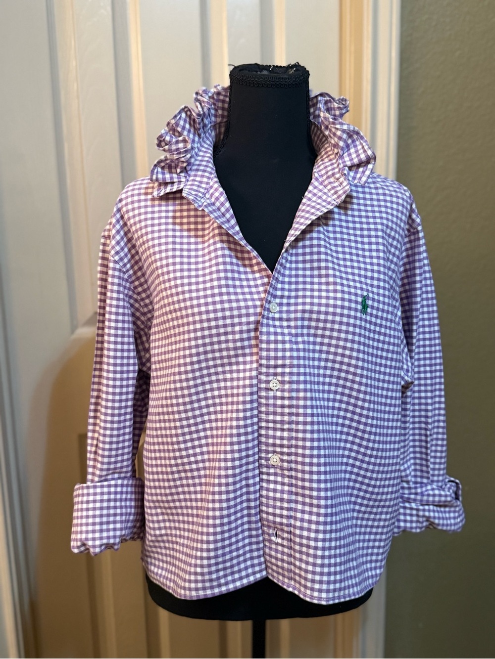 Upcycled Men’s Ralph Lauren Lavender and White Gingham Ruffle Collar Shirt - Picture 3 of 8